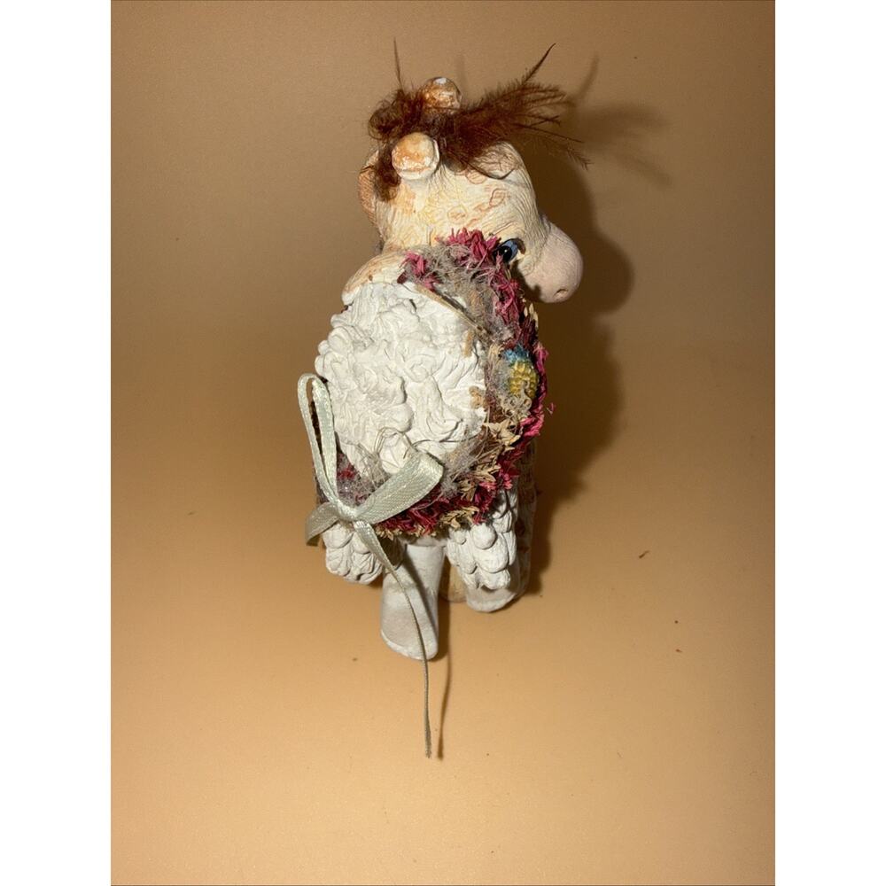 Dreamsicles #10181 “Huge Hugs” Angel Hugging Giraffe Figurine Kristin 1997 4.75" - Picture 3 of 6